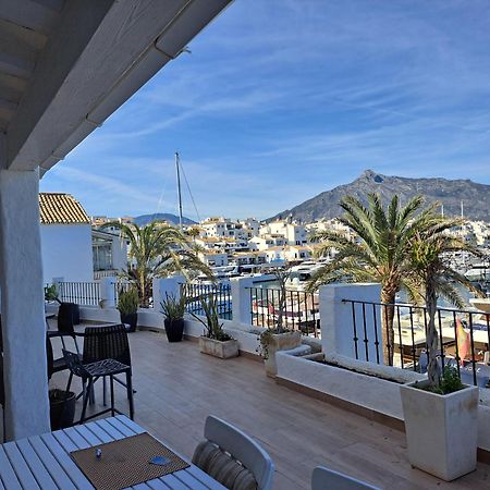 Private Suites In Huge Penthouse 1St Line Puerto Banus, Incredible Views, Jacuzzis Marbella Kültér fotó
