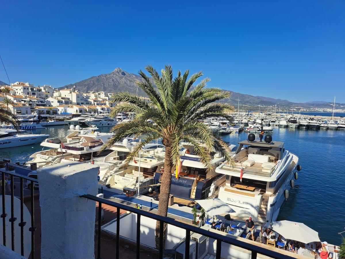 Private Suites In Huge Penthouse 1St Line Puerto Banus, Incredible Views, Jacuzzis Marbella Kültér fotó