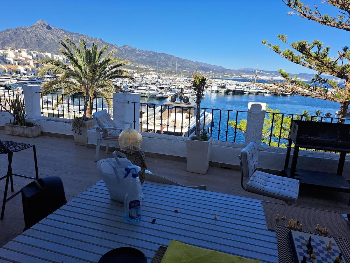 Private Suites In Huge Penthouse 1St Line Puerto Banus, Incredible Views, Jacuzzis Marbella Kültér fotó