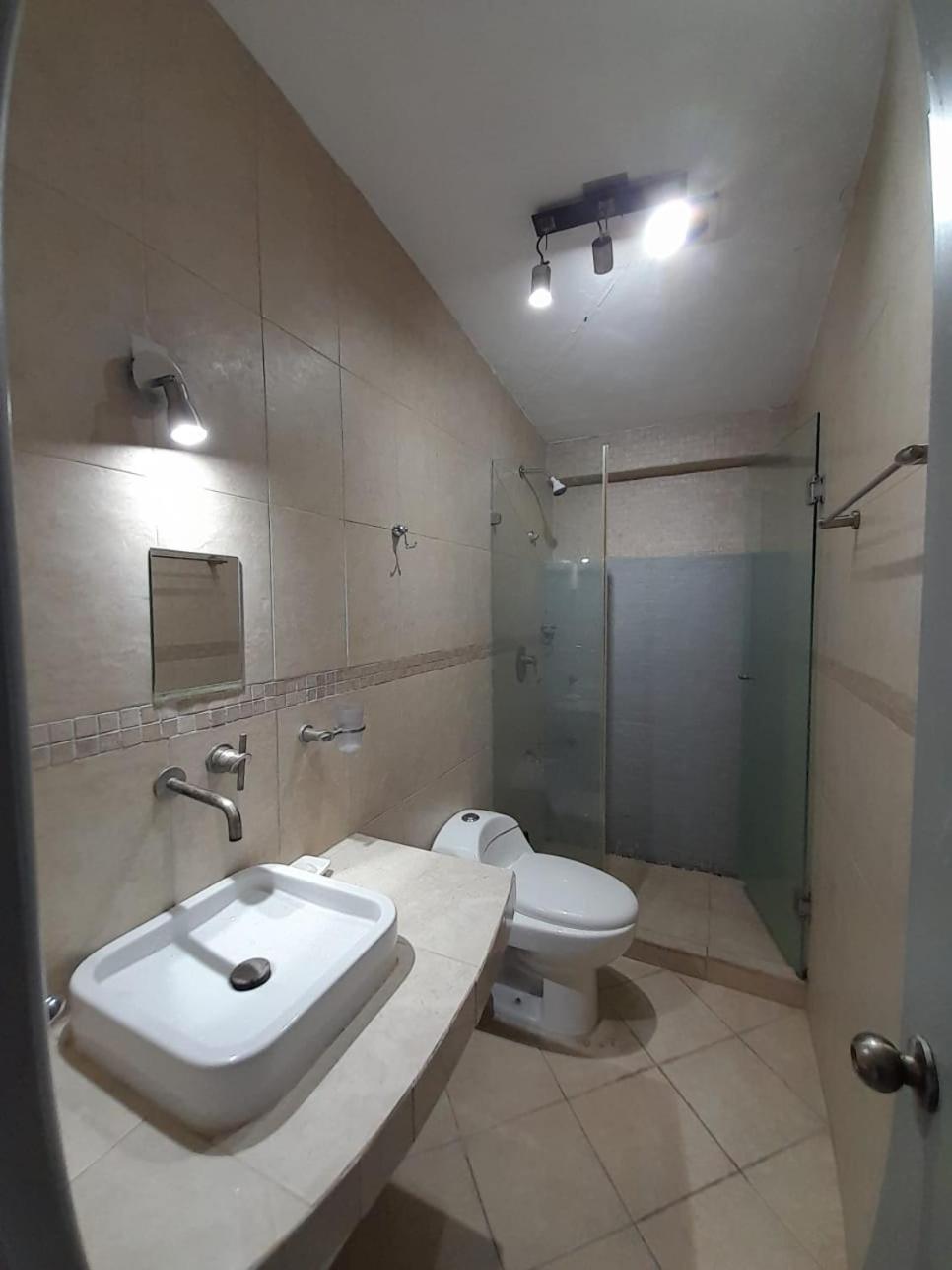Private Suites In Huge Penthouse 1St Line Puerto Banus, Incredible Views, Jacuzzis Marbella Kültér fotó